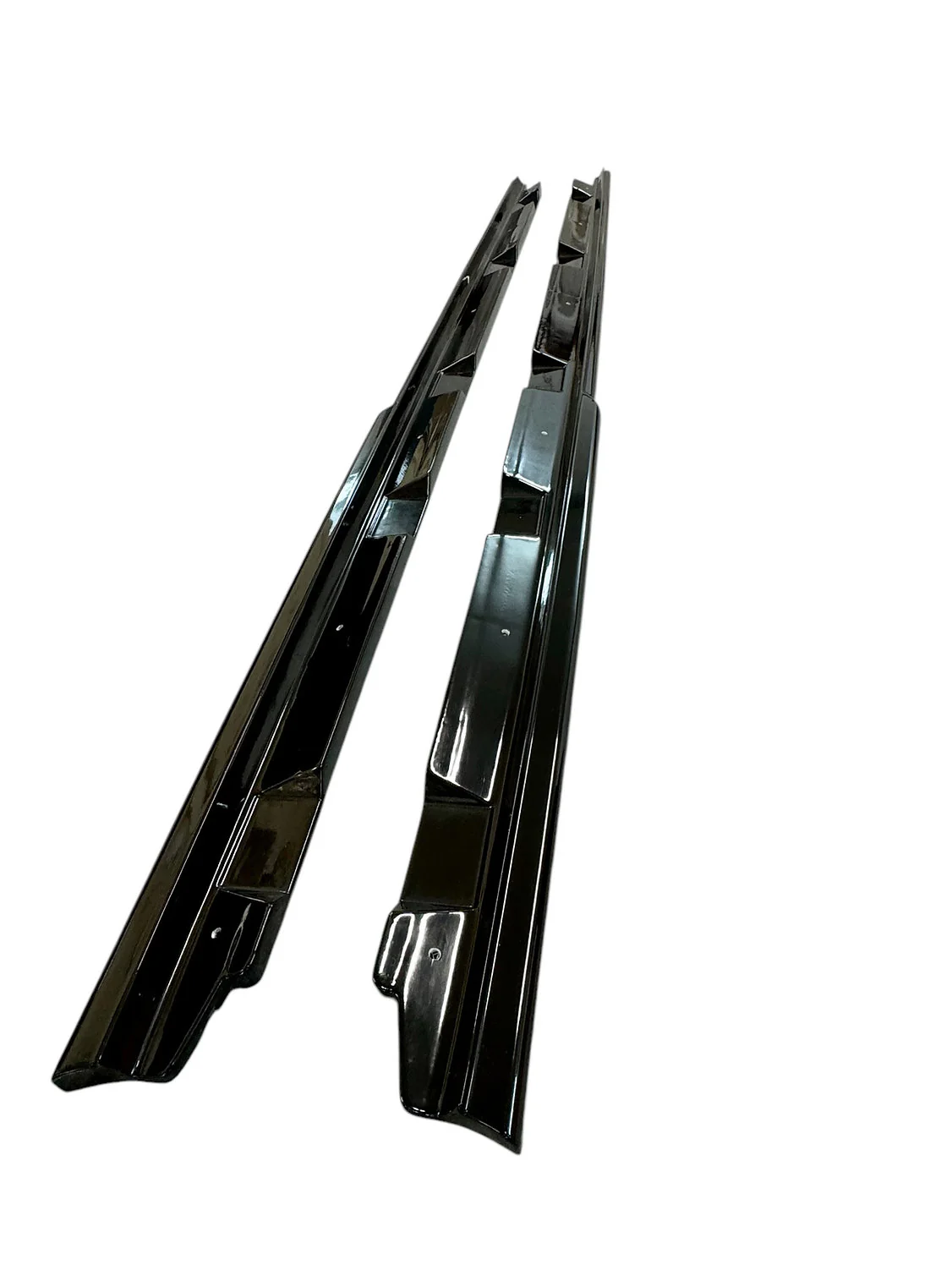 Volkswagen Caddy MK5 - Side Skirt Splitters - Image 2